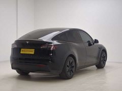 Tesla Model Y Rear-Wheel Drive - ფოტო 7