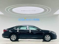 Volkswagen Passat Outstanding Edition 280TSI Business Version - фото 4