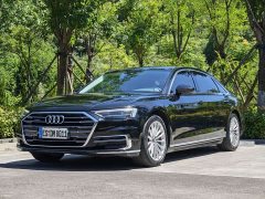 Audi A8 A8L 50 TFSI quattro Comfort - фото 1