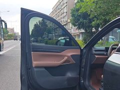 NIO ES8 2023 75kWh Executive - ფოტო 8