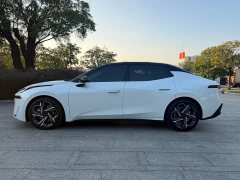 Lynk & Co Geely Lynk & Co 07 EM-P 126 Extended Range Halo - ფოტო 10
