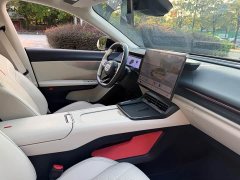 Lynk & Co Geely Lynk & Co 07 EM-P 126 Extended Range Halo - ფოტო 17