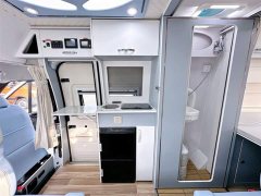 Jianglin Fushun JMC Ford Shunda Class B RV 2.0T Automatic - photo 13