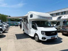 Jianglin Fushun Jiangling Fushun C-type over-cab RV 2.0T Automatic - ფოტო 4
