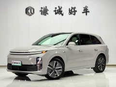 Li Auto L6 Pro - ფოტო 1
