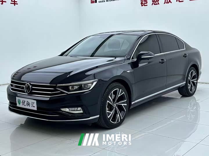 Volkswagen Magotan 330TSI DSG 30th Anniversary Edition