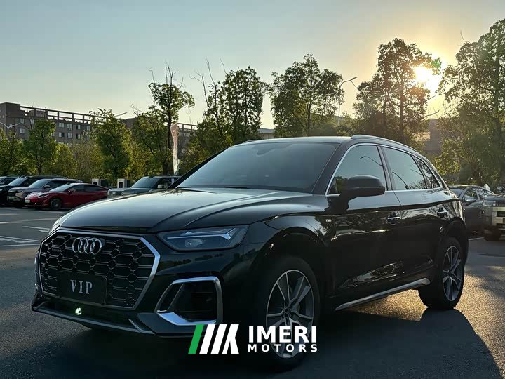Audi Q5L 45T Luxury Dynamic - ავტომობილი ჩინეთიდან