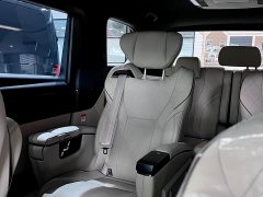 Toyota Alphard Hybrid 2.5L Premium Edition - ფოტო 12