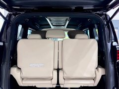 Toyota Alphard Hybrid 2.5L Premium Edition - ფოტო 17