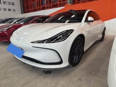 IM Motors Zhiji L6 Max Standard Edition - ფოტო 2