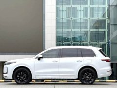 Li Auto ONE 2020 Extended Range 6-Seater - ფოტო 4