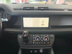Land Rover Defender 2021 110 P400 Dark Edition - photo 3