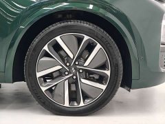 Li Auto L9 Ultra - ფოტო 4
