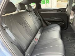 BYD Dolphin 06 DM-i Smart Drive 120KM Premium Edition - ფოტო 17