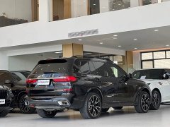 BMW X7 xDrive40i Executive M Sport Package - ფოტო 3
