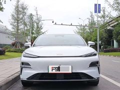 Geely Galaxy Xingyao 8 130km EM-i Flagship - ფოტო 2