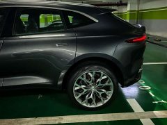 Aston Martin DBX 4.0T V8 - ფოტო 7