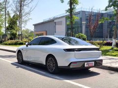 Geely Galaxy Xingyao 8 130km EM-i Premium Edition - ფოტო 9
