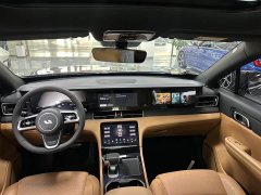 Li Auto ONE Extended Range 6-Seater - ფოტო 6