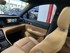 Li Auto ONE Extended Range 6-Seater - ფოტო 9