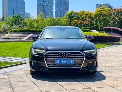 Audi A6L 2020 40 TFSI Luxury Elegance - фото 2