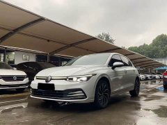 Volkswagen Golf 2024 280TSI DSG Pro 50th Anniversary Legend Edition - ფოტო 1