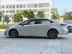 Toyota Corolla 1.8L CVT Sport - photo 4
