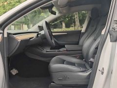 Tesla Model Y Long Range All-Wheel Drive - ფოტო 6