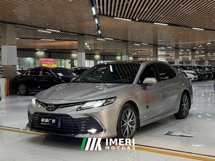 Toyota Camry 2.5G Luxury