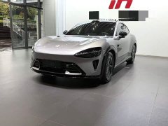 Xiaomi YU7 Four-Wheel Drive Max Edition - ფოტო 1