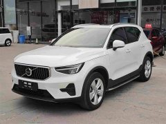 Volvo XC40 B3 Smart Fashion Edition - ფოტო 1