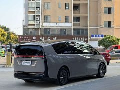 Li Auto MEGA Home Family Edition - ფოტო 6
