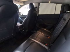 Tesla Model Y Long Range All-Wheel Drive - ფოტო 4