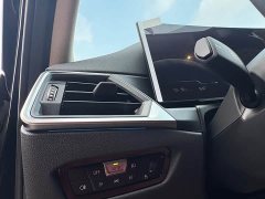 BMW i3 2023 eDrive 40 L Midnight Edition Package - ფოტო 12