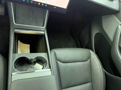 Tesla Model Y Rear-Wheel Drive - ფოტო 12