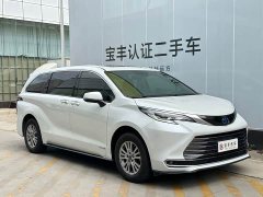 Toyota Sienna 2021 2.5L Hybrid Premium Edition - ფოტო 3