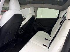 Tesla Model Y Standard Range RWD - ფოტო 12