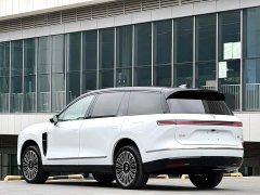 NIO ES8 Six-Seat Executive Luxury Edition - ფოტო 9