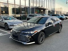 Toyota Avalon 2.0L XLE Premium Edition - ფოტო 1