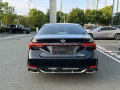 Toyota Avalon 2.0L XLE Premium Edition - ფოტო 13