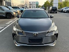 Toyota Avalon 2.0L XLE Premium Edition - ფოტო 2
