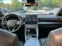 Toyota Avalon 2.0L XLE Premium Edition - ფოტო 5