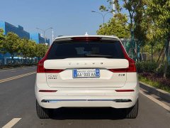 Volvo XC60 B5 AWD Smart Luxury Edition - ფოტო 11