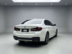 BMW 5 Series 530Li Premier M Sport Package - ფოტო 5