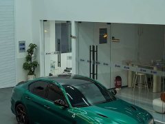 Alfa Romeo Giulia 2022 2.9T Quadrifoglio - ფოტო 5
