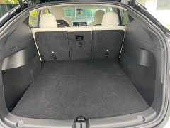 Tesla Model Y Standard Range RWD - ფოტო 9