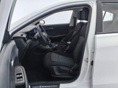 SAIC MG i5 2023 1.5L Manual Comfort Edition - ფოტო 10
