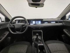 SAIC MG i5 2023 1.5L Manual Comfort Edition - ფოტო 5
