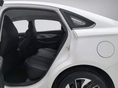 Beijing U5 PLUS 1.5L CVT Luxury - ფოტო 15