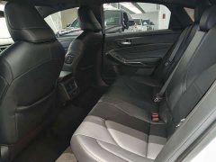 Toyota Avalon 2019 Hybrid 2.5L Luxury National VI - ფოტო 8